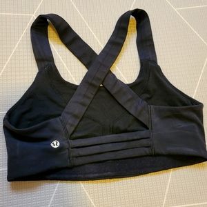 Size 4 Lulu lemon sports bra